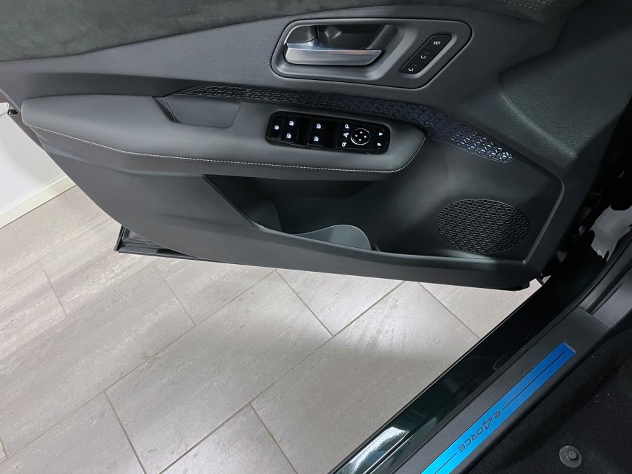 87 kWh Evolve 4WD 302 hv / Korko 1.99 % / Matrix-LED / Lasikatto / Ilmast. muistipenkit / BOSE audio
