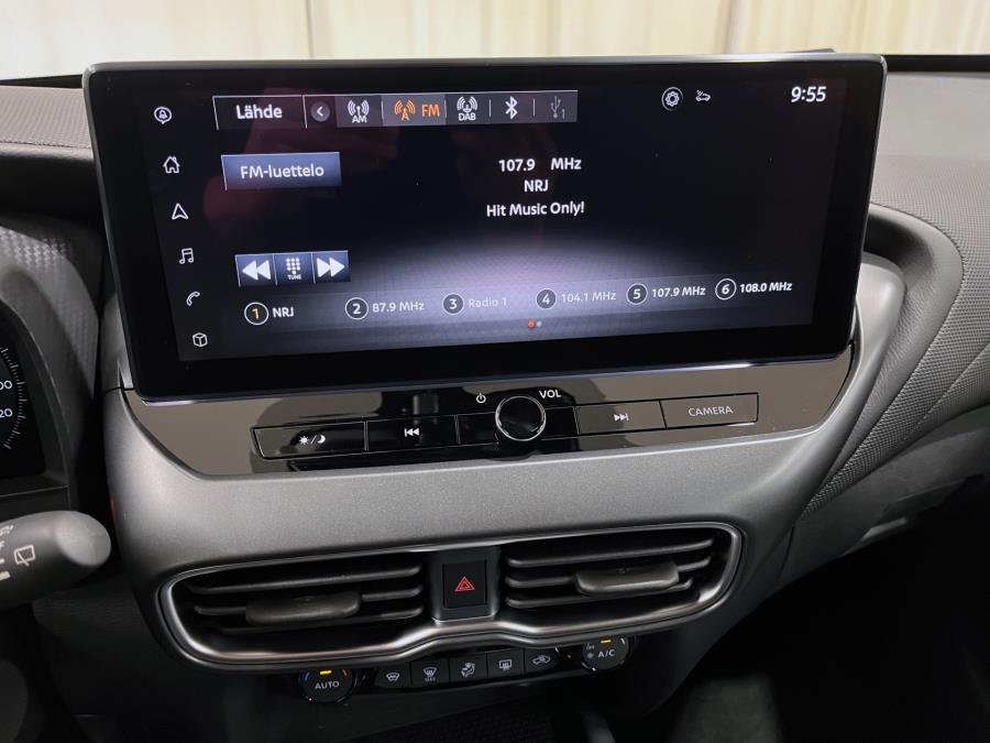 DIG-T 114 hv aut. N-Connecta / Korko 0 % ja kulut 0 € / Läm. ratti ja tuulilasi / Avaimeton / Kamera