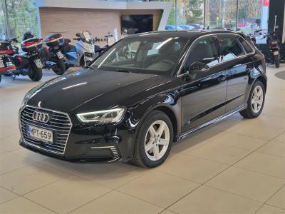 Audi A3 Sportback Business 40 TFSI e 150kW S tronic / Adaptiivinen vakkari / Älyavain / Automaatti pitkät