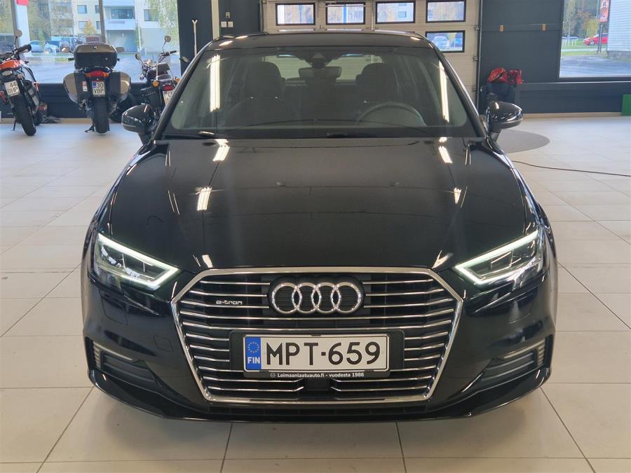 Sportback Business 40 TFSI e 150kW S tronic / Adaptiivinen vakkari / Älyavain / Automaatti pitkät