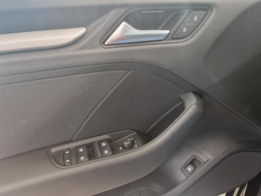 Sportback Business 40 TFSI e 150kW S tronic / Adaptiivinen vakkari / Älyavain / Automaatti pitkät