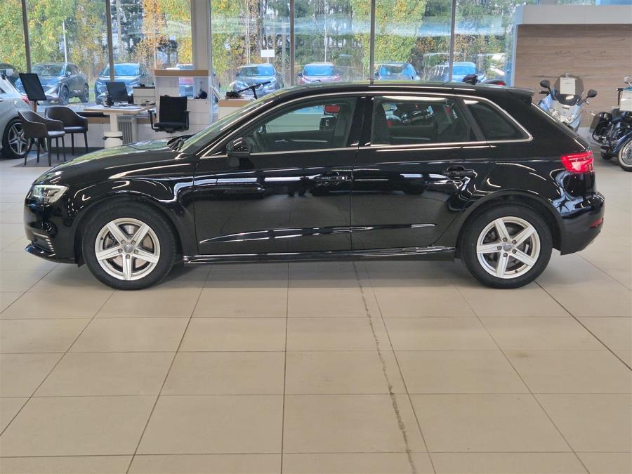 Sportback Business 40 TFSI e 150kW S tronic / Adaptiivinen vakkari / Älyavain / Automaatti pitkät