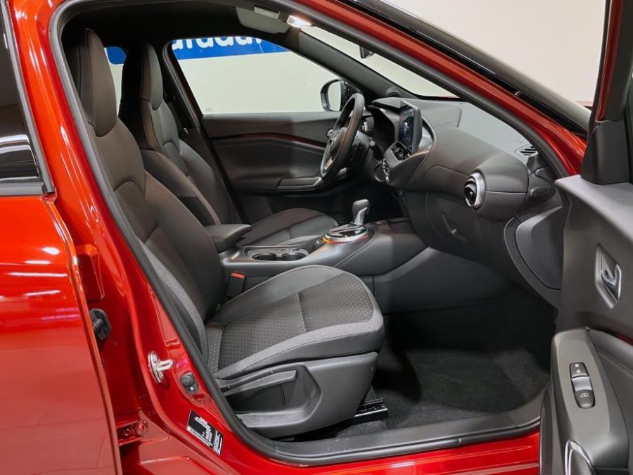 DIG-T 114 hv aut. N-Connecta / Korko 0.99 % / Läm. ratti ja tuulilasi / LED-valot / Kamera