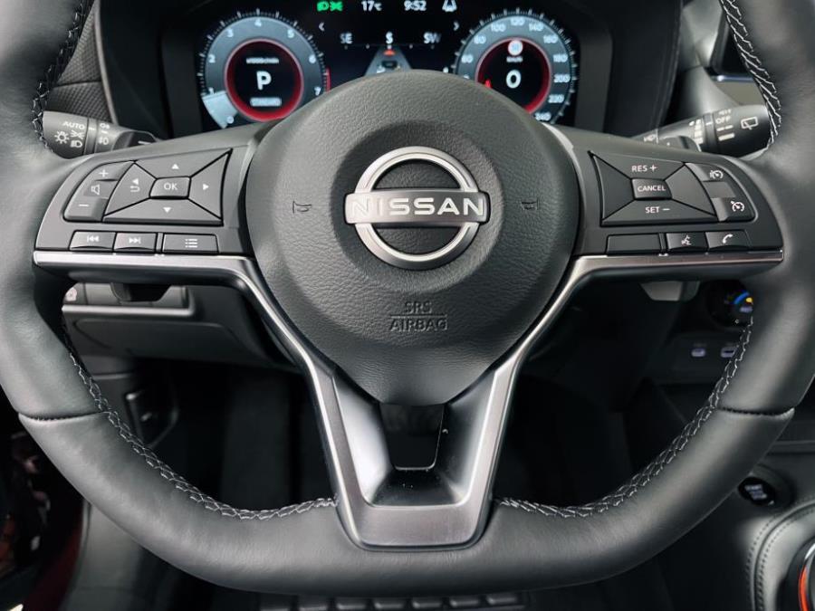 DIG-T 114 hv aut. N-Connecta / Korko 0.99 % / Läm. ratti ja tuulilasi / LED-valot / Kamera