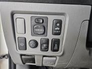 Double Cab 3,0 D-4D 4WD 171 SR Aut./ ALV/ Vetokoukku/ Vakionopeussäädin/ Automaatti ilmastointi