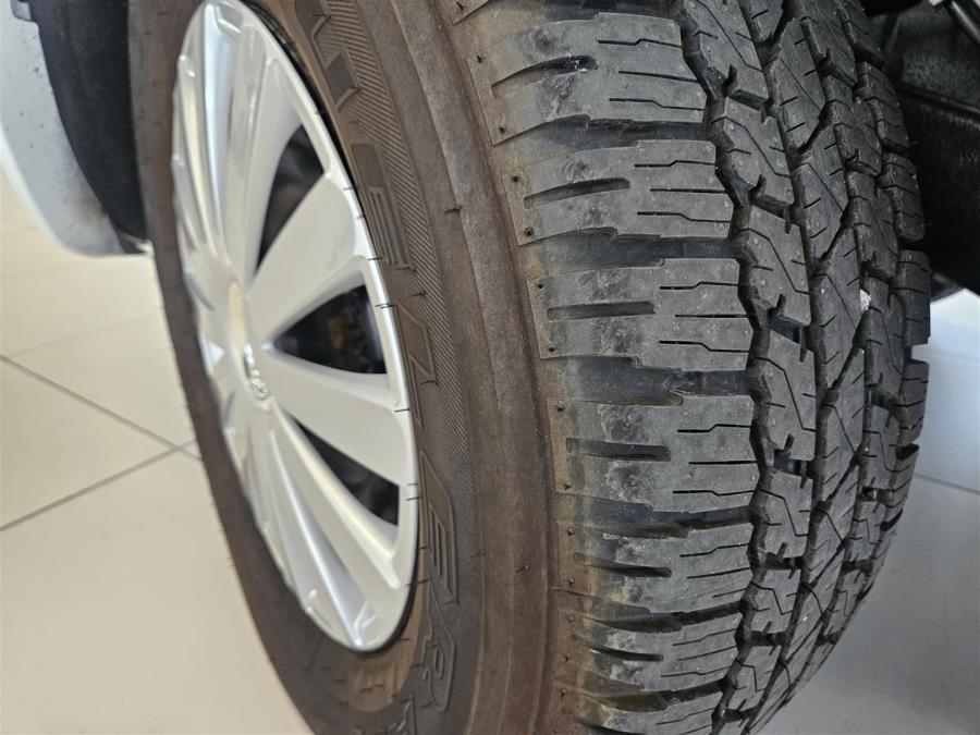 Double Cab 3,0 D-4D 4WD 171 SR Aut./ ALV/ Vetokoukku/ Vakionopeussäädin/ Automaatti ilmastointi