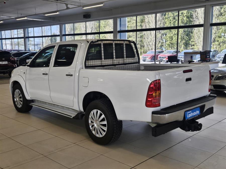 Double Cab 3,0 D-4D 4WD 171 SR Aut./ ALV/ Vetokoukku/ Vakionopeussäädin/ Automaatti ilmastointi