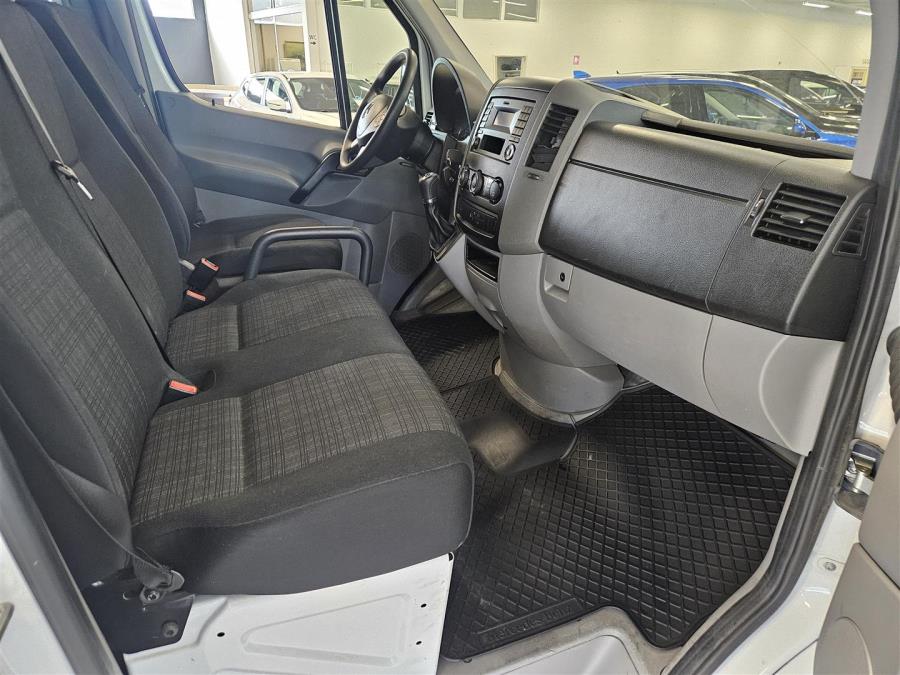 316CDI RWD-3,5T keskipitkä A2 A / ALV/ Webasto/ Vetokoukku/ Ilmastointi/ Vakkari/ Vanerit