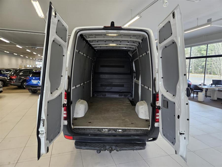 316CDI RWD-3,5T keskipitkä A2 A / ALV/ Webasto/ Vetokoukku/ Ilmastointi/ Vakkari/ Vanerit