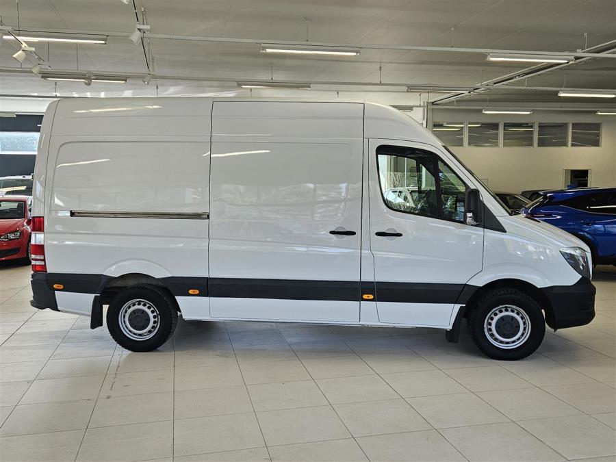 316CDI RWD-3,5T keskipitkä A2 A / ALV/ Webasto/ Vetokoukku/ Ilmastointi/ Vakkari/ Vanerit