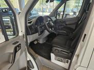 316CDI RWD-3,5T keskipitkä A2 A / ALV/ Webasto/ Vetokoukku/ Ilmastointi/ Vakkari/ Vanerit