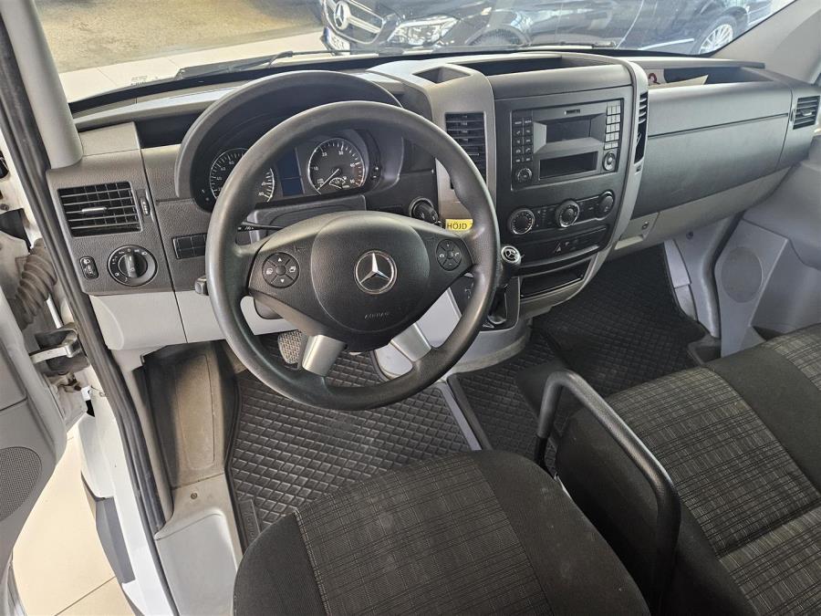 316CDI RWD-3,5T keskipitkä A2 A / ALV/ Webasto/ Vetokoukku/ Ilmastointi/ Vakkari/ Vanerit
