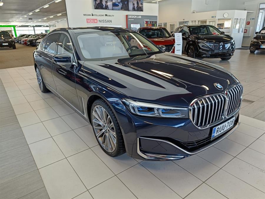 G12 Sedan 745Le A xDrive / Adaptiivinen vakkari / Mukautuvat Led / Night Vision / HUD / Avaimeton