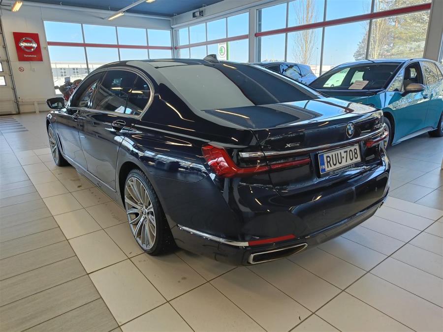 G12 Sedan 745Le A xDrive / Adaptiivinen vakkari / Mukautuvat Led / Night Vision / HUD / Avaimeton