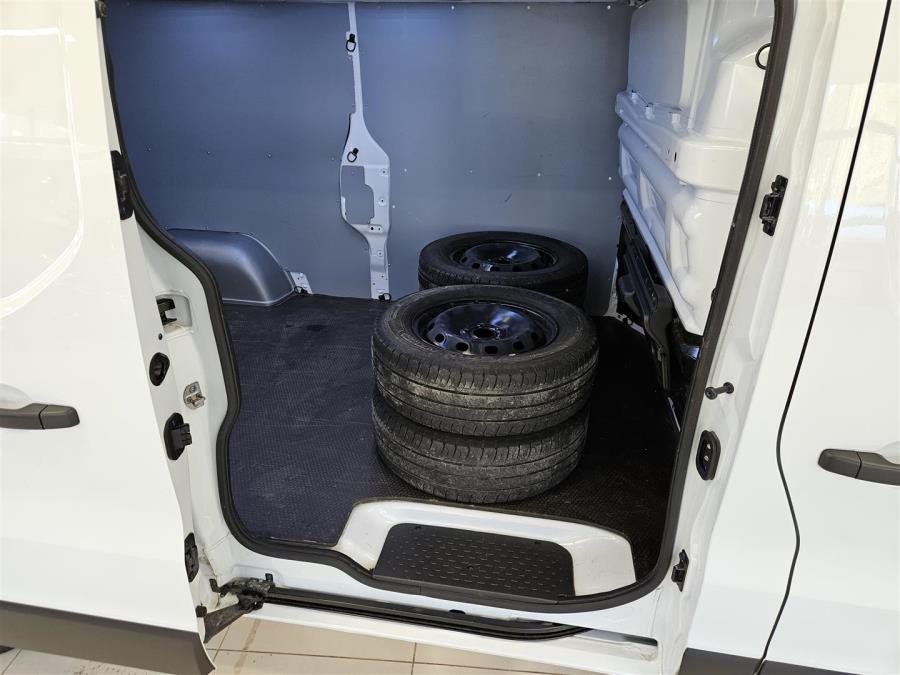 Van dCi150 MT6 L2 H1 N-Connecta Blind FD Blind SSD/ ALV/ Webasto/ Koukku/ Ilmastointi/ Kamera