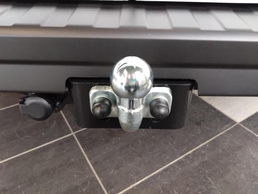 Van dCi 150 A/T L2 H1 N-Connecta / Vanerointi / Webasto kaukosäädöllä / Vetokoukku / Peruutuskamera
