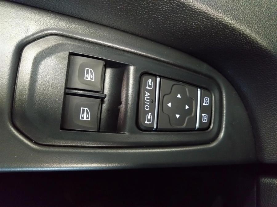 Van dCi 150 A/T L2 H1 N-Connecta / Vanerointi / Webasto kaukosäädöllä / Vetokoukku / Peruutuskamera