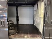 L2H1 335 BlueHDi 130 hv Edition / Sis.alv. / 1 omist. / Jakohihna 2023 / Webasto / Kamera / Tutkat