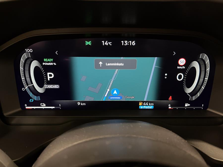 e-POWER 205 hv aut. N-Connecta / Korko 0.99 % / 360 kamera / Navigointi / Läm. ratti ja tuulilasi