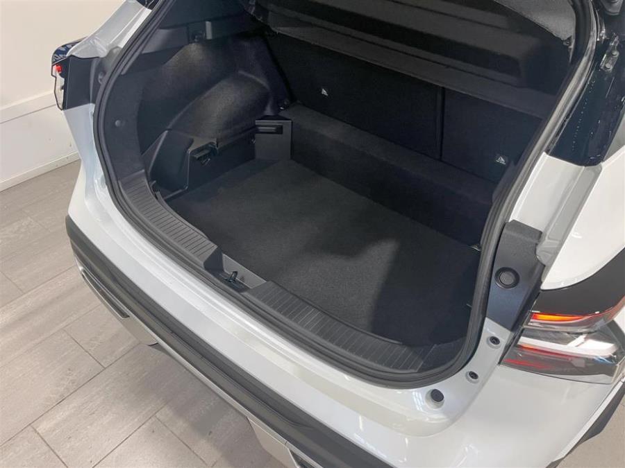 e-POWER 205 hv aut. N-Connecta Comfort Pack / Korko 0 % / Takaluukku sähköllä / Navi