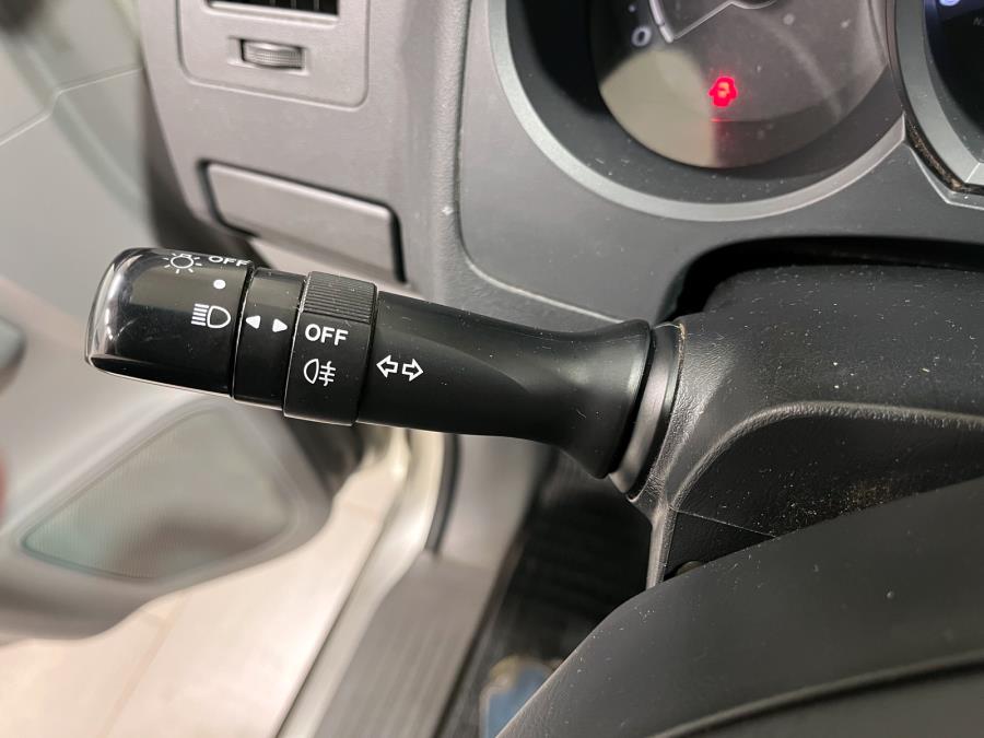 Extra Cab 2,5 D-4D 4WD SR / Ilmastointi / Erittäin hyvät renkaat (kitkat  ja nastat) / Siisti