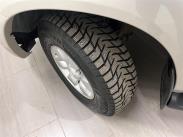 Extra Cab 2,5 D-4D 4WD SR / Ilmastointi / Erittäin hyvät renkaat (kitkat  ja nastat) / Siisti