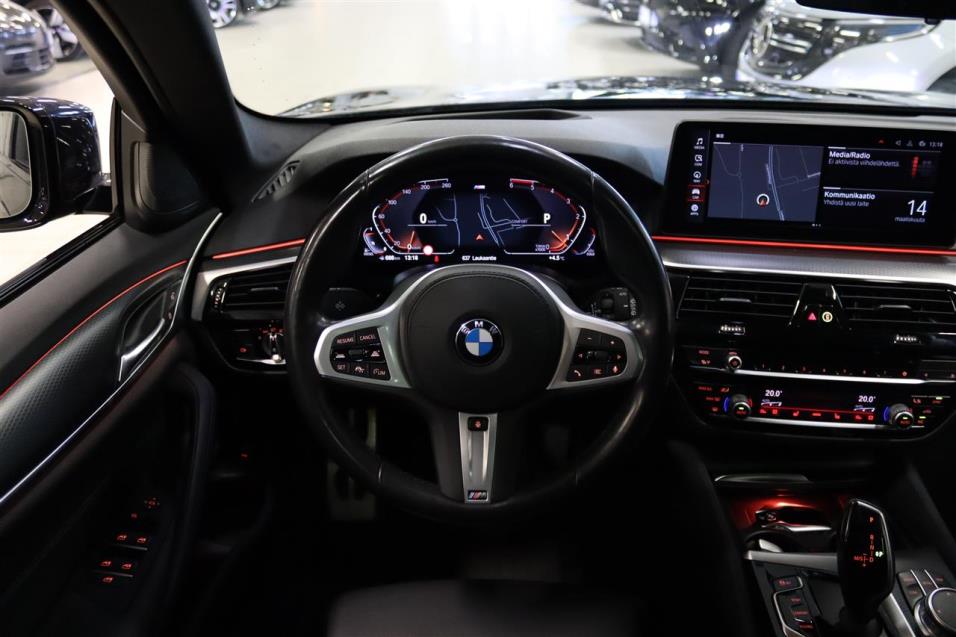BMW 540 G31 LCI Touring 540d A xDrive MHEV M Sport / Active Cruise / HarmanKardon / 360°/ HUD / Panorama