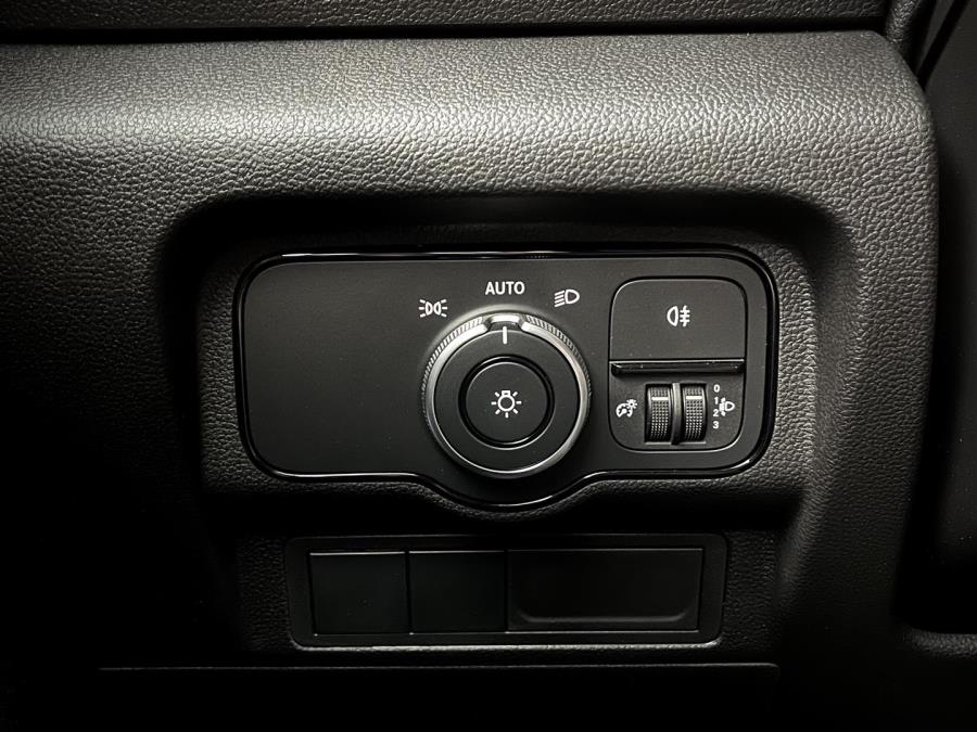 112CDI Pitkä L2/ ALV/ 1. Omistaja/ Vakkari/ Koukku/ Per. Kamera