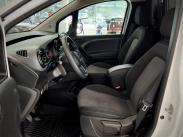 112CDI Pitkä L2/ ALV/ 1. Omistaja/ Vakkari/ Koukku/ Per. Kamera