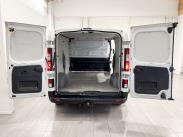 Van 1,6 dCi 125 hv man. Comfort Plus Tech / Sis.alv. / Kamera / Aut.ilmast. / Avaimeton