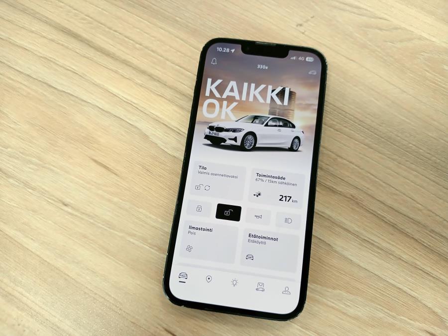 G20 Sedan 330e A Charged Edition Sport / Suomi-auto / Sport-istuimet / Hifi-kaiuttimet / LED-valot