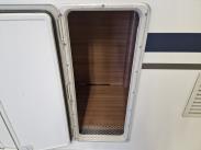 903HT / Markiisi / 2 x TV / Kaasun ulosotto / Kaasu-uuni / Mikro / PP-teline /  Makuupaikat 8:lle