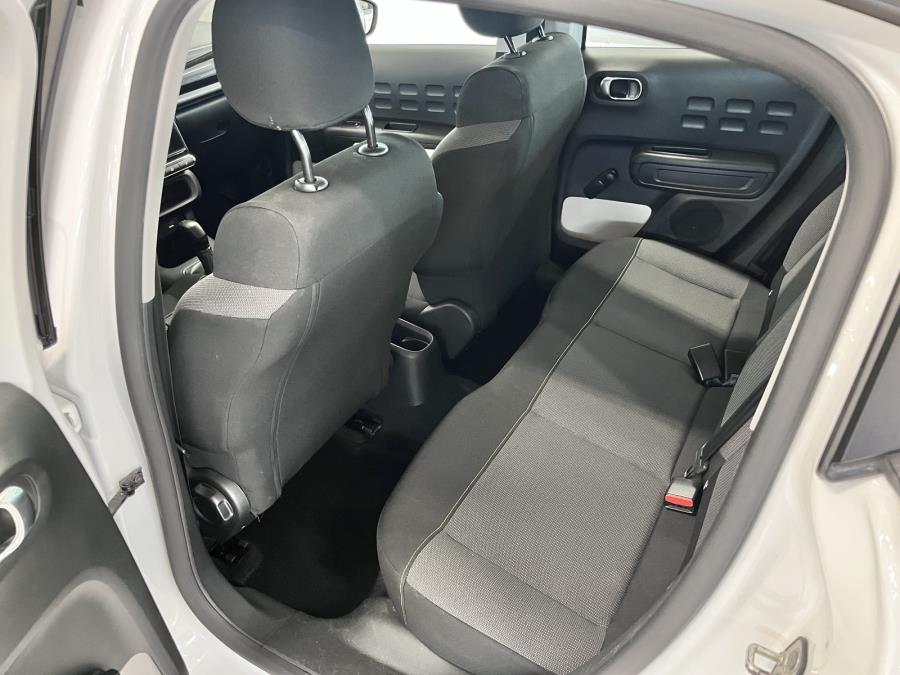 PureTech 82 Comfort Selection / Navi / Automaatti ilmastointi / Vakionopeudensäädin / Sadetunnistin