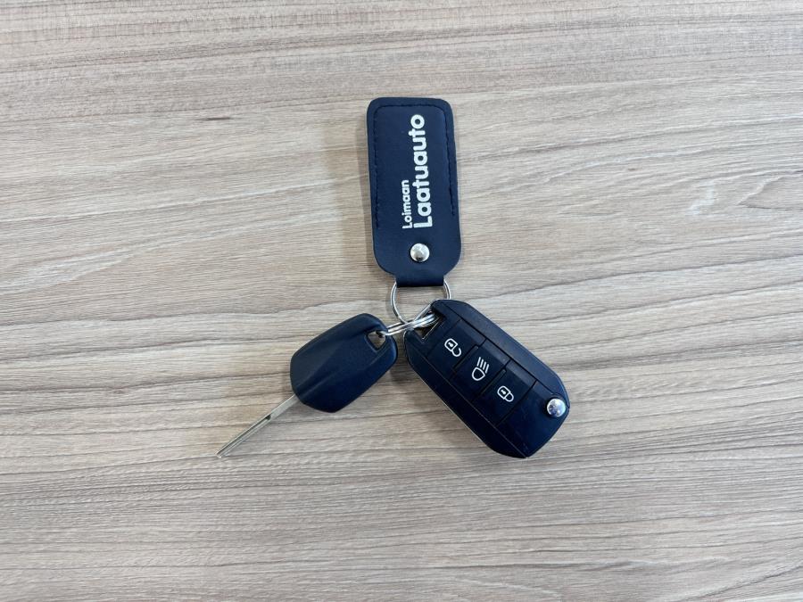 PureTech 82 Comfort Selection / Navi / Automaatti ilmastointi / Vakionopeudensäädin / Sadetunnistin