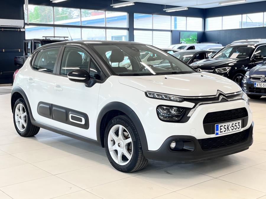 PureTech 82 Comfort Selection / Navi / Automaatti ilmastointi / Vakionopeudensäädin / Sadetunnistin
