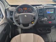 BlueHDi 140 hv Peugeot / Prinsessavuode / Trumatic / Lattialämmitys / Ilmastointi / Vakkari