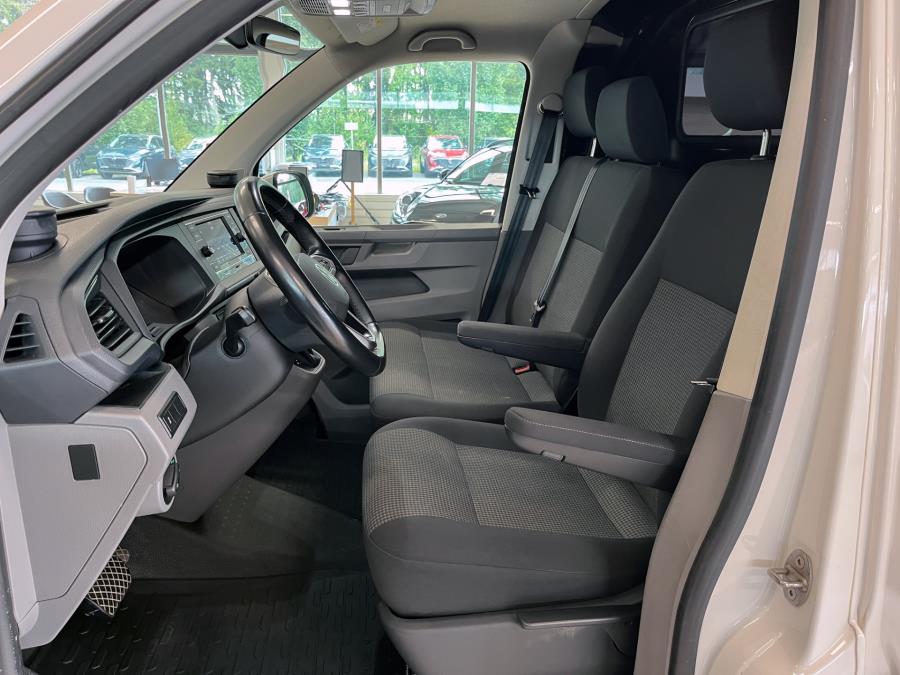 Pitkä 2.0 TDI 150 kW 4Motion DSG / Sis.alv. / 1 omistaja / Merkkihuollettu / Pariovet / Koukku