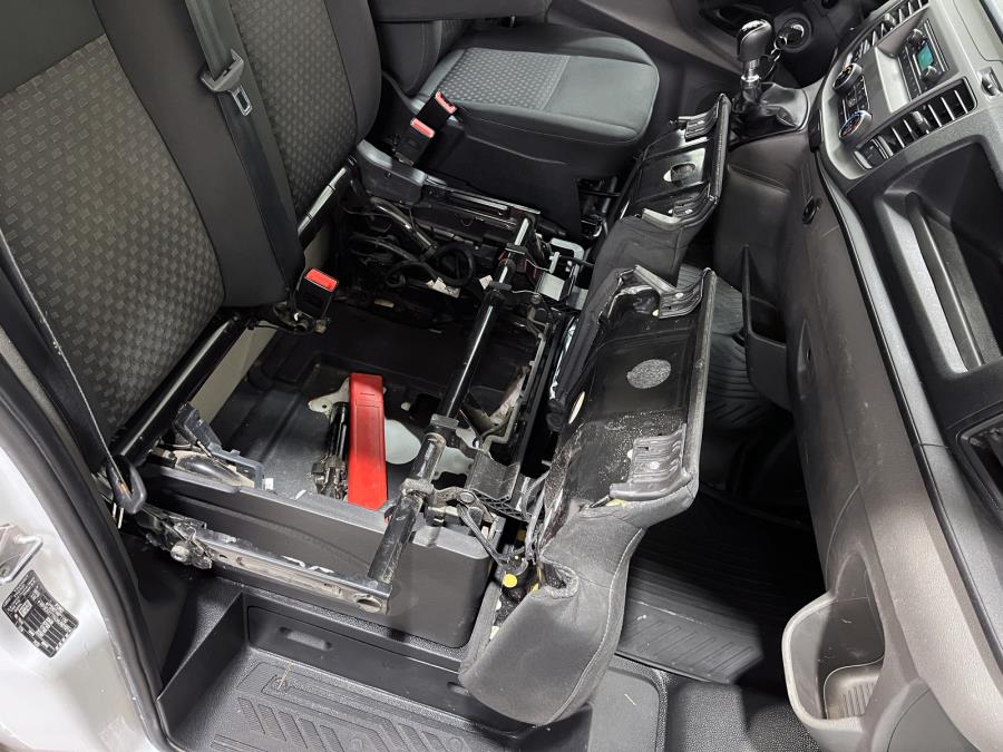 Van 350 2,0 TDCi 130 hv M6 Etuveto Trend L3H2 / 1 omist. / Sis.alv. / Takuu / Merkkihuollettu