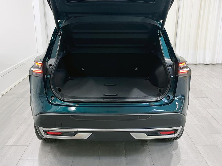 e-POWER 205 hv aut. N-Connecta Comfort Pack / Korko 0 % ja kulut 0 € / Takaluukku sähköllä / Navi