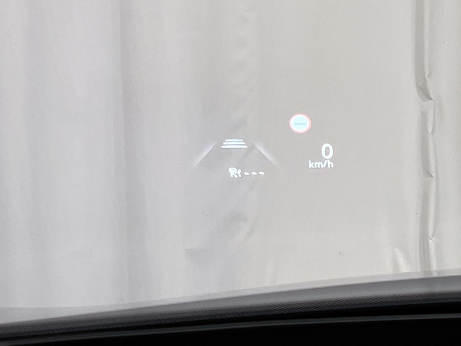 e-POWER 205 hv aut. N-Connecta Comfort Pack / Korko 0 % ja kulut 0 € / Takaluukku sähköllä / Navi