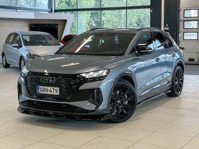 Audi Q4 e-tron 55 quattro S line / Vetokoukku / Audi Takuu 2030 asti / Korisarja / Matrix-LED / Tuulilasinäyttö