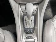 HDi 136 Exclusive Sedan Automaatti /  Suomi-auto / Vetokoukku / Vakionopeudensäädin / Sadetunnistin