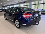 HDi 136 Exclusive Sedan Automaatti /  Suomi-auto / Vetokoukku / Vakionopeudensäädin / Sadetunnistin