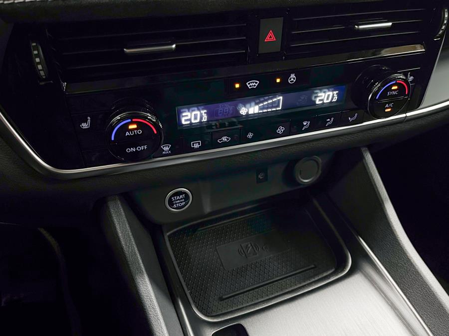 MHEV 158 hv aut. Acenta / Korko 0 % / Läm. ratti ja tuulilasi / LEDit / Adapt. vakkari