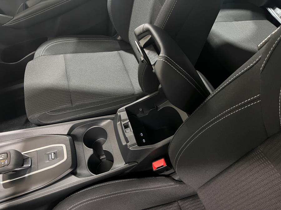 MHEV 158 hv aut. Acenta / Korko 0 % / Läm. ratti ja tuulilasi / LEDit / Adapt. vakkari