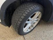 3.0d Aut E70 SAV 4x4 / Kattoikkuna / Vakionopeudensäädin / Sadetunnistin