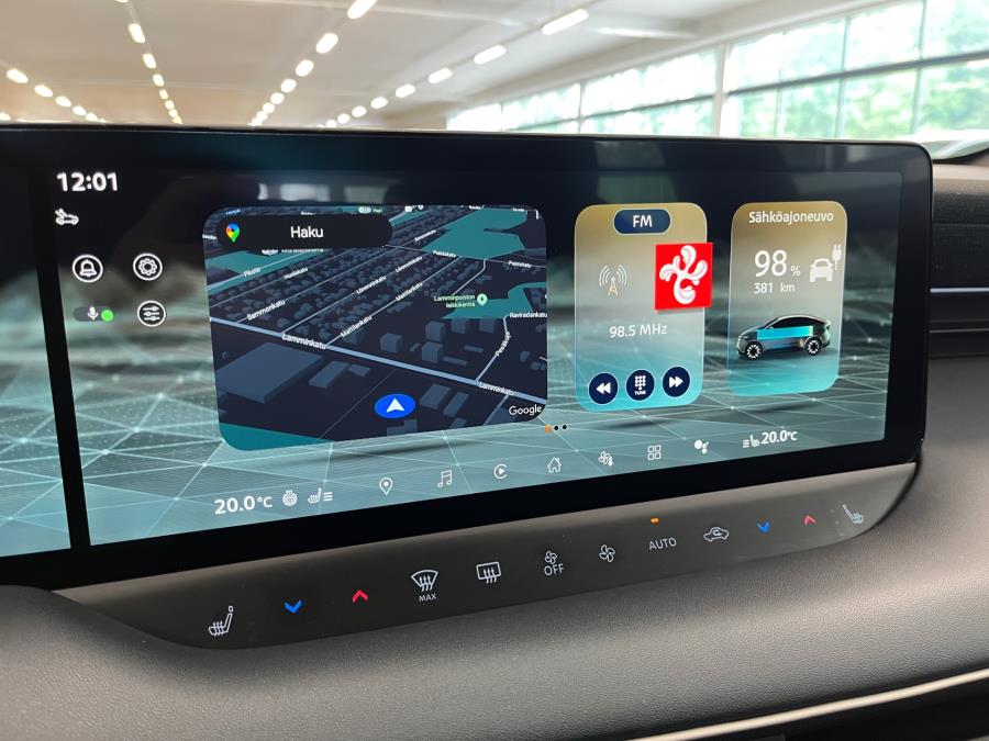 52 kWh Engage Plus / Takuu 5 vuotta / Toimintamatka 424 km / Akuston esilämmitys / Ilmalämpöpumppu
