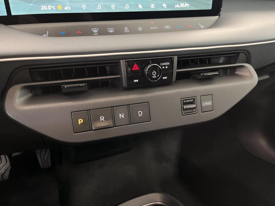 52 kWh Engage Plus / Takuu 5 vuotta / Toimintamatka 424 km / Akuston esilämmitys / Ilmalämpöpumppu
