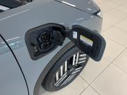 52 kWh Engage Plus / Takuu 5 vuotta / Toimintamatka 424 km / Akuston esilämmitys / Ilmalämpöpumppu