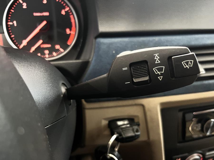 E91 Touring / Huoltokirja / Vakionopeussäädin/ Xenon valot/ Juuri katsastettu